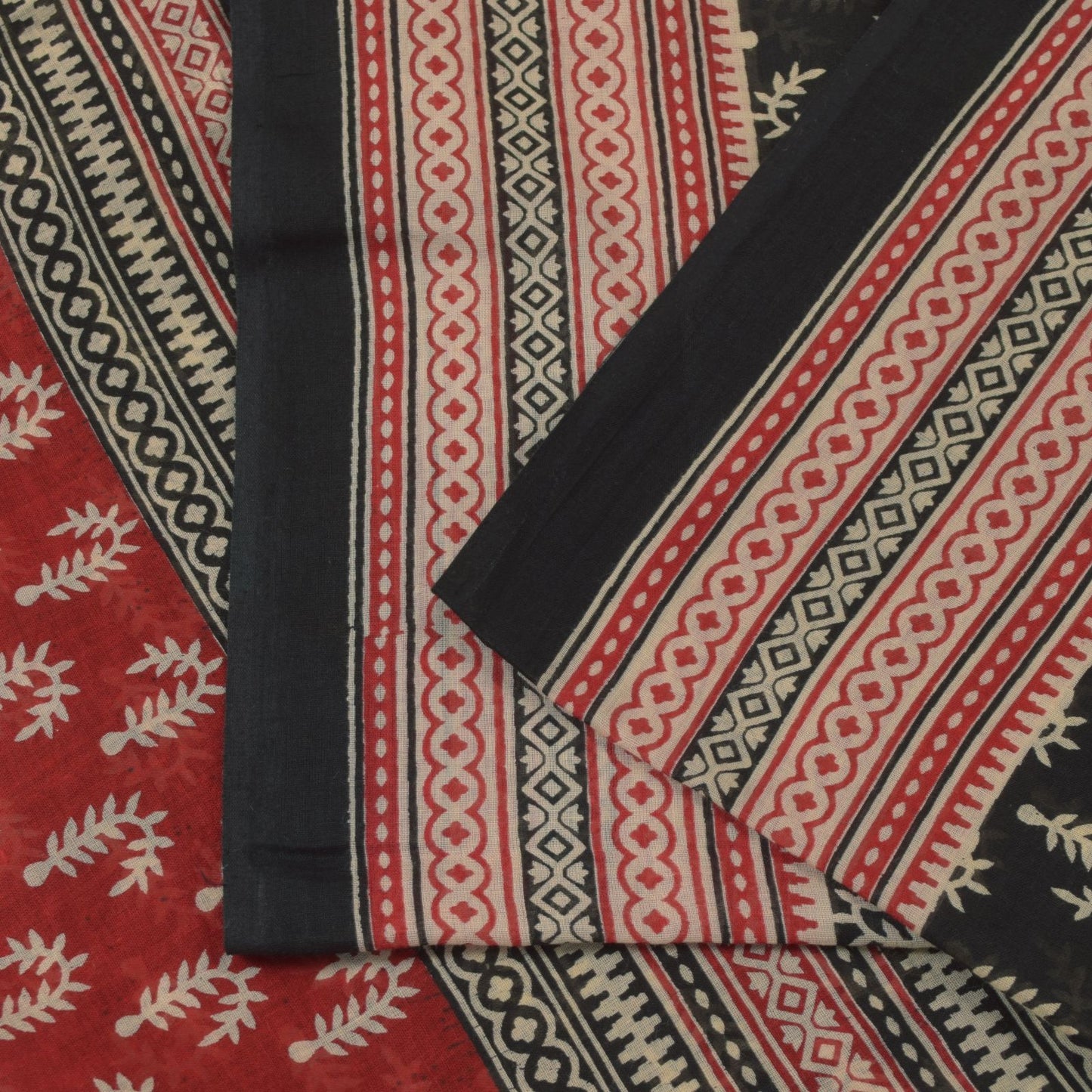 Sanskriti Vintage Black Soft 100%Pure Cotton Saree Leaf Block Printed Sari 5.5YD