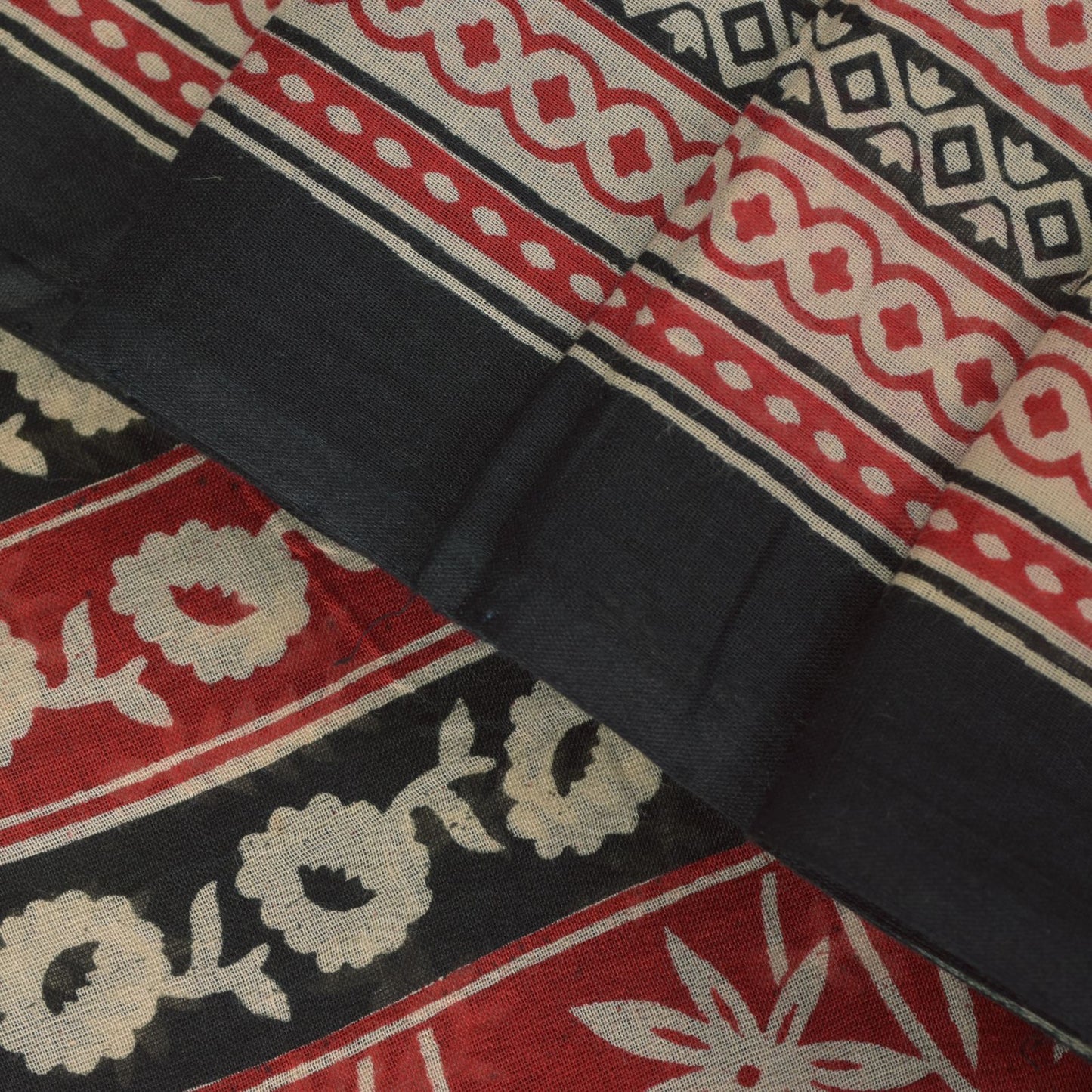 Sanskriti Vintage Black Soft 100%Pure Cotton Saree Leaf Block Printed Sari 5.5YD