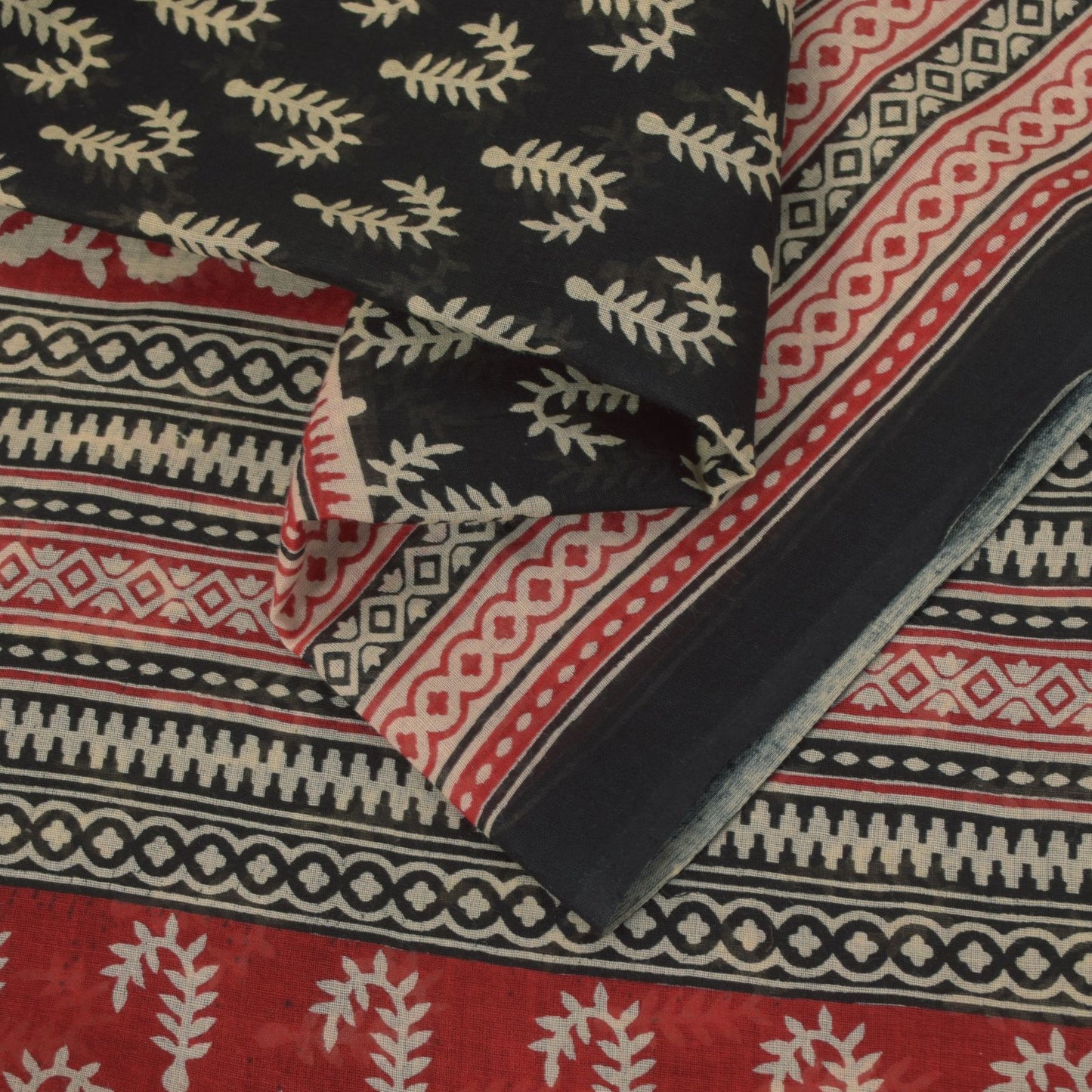 Sanskriti Vintage Black Soft 100%Pure Cotton Saree Leaf Block Printed Sari 5.5YD