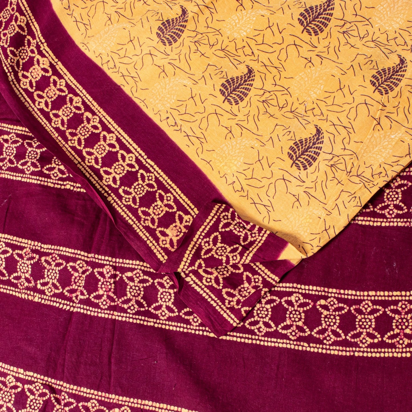 Sanskriti Vintage Soft Cream-Purple Pure Cotton Saree Batik Work Sari 5.5 yard