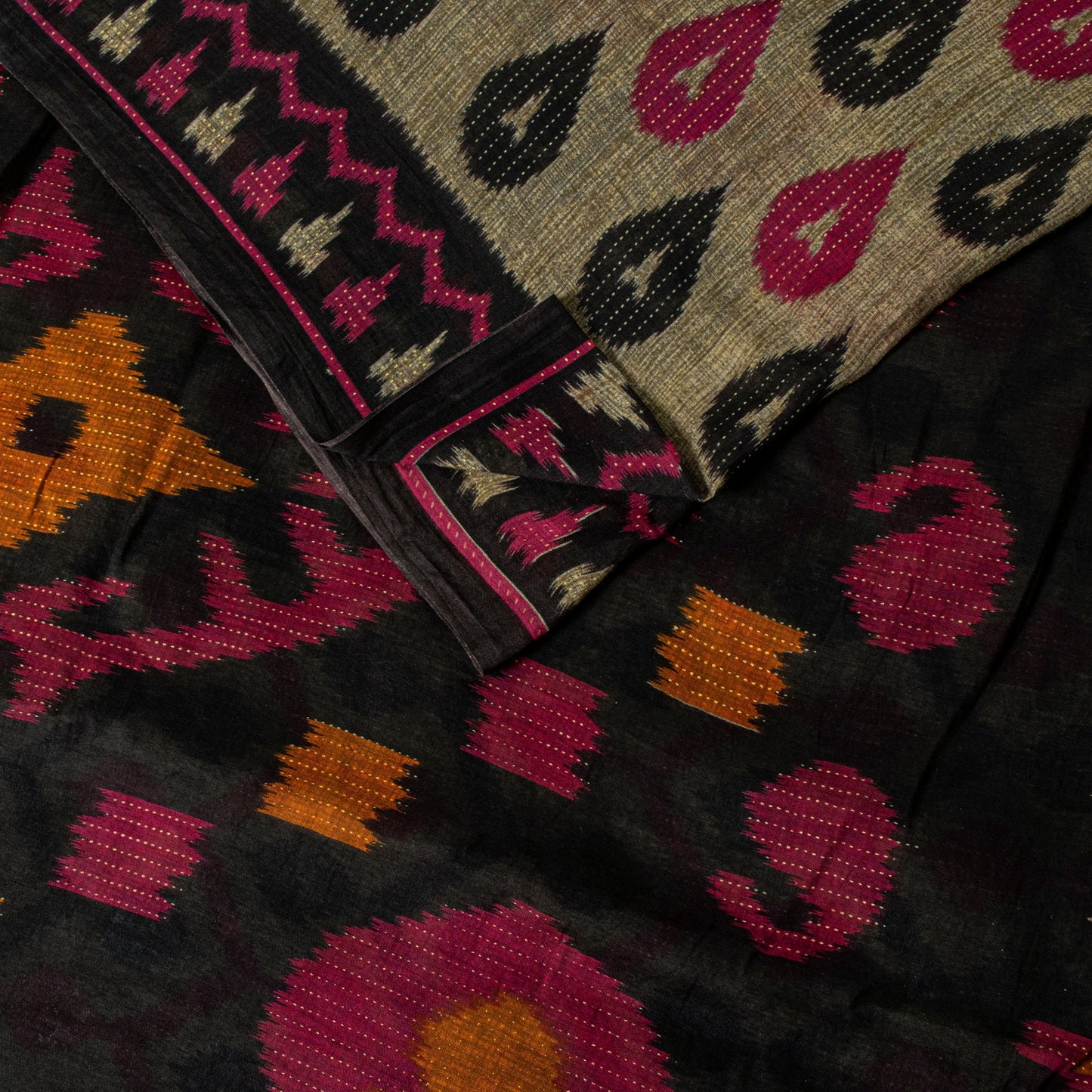 Sanskriti Vintage Gray-Black Pure Cotton Saree PatanPatola Ikat Print Sari 5.5YD
