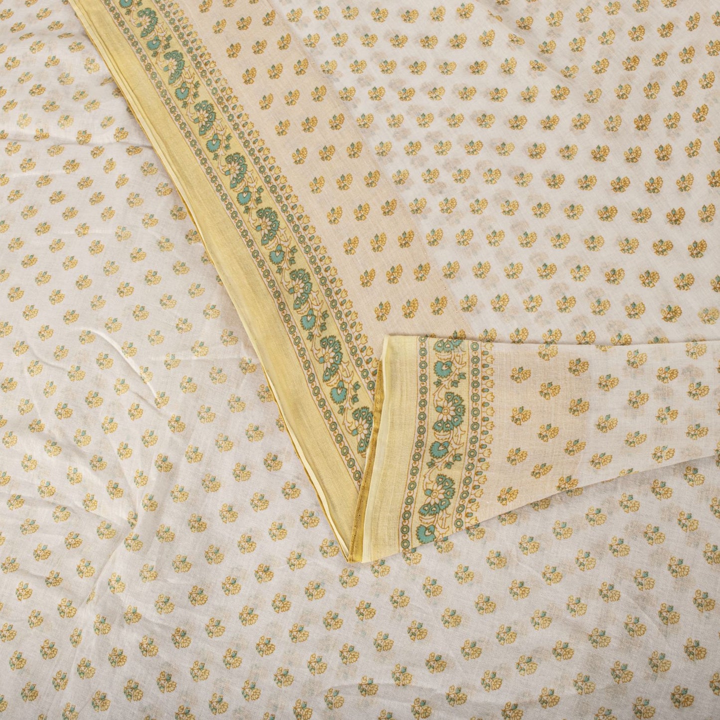 Sanskriti Vintage Cream Pure Cotton Saree Floral Block Print Sari 5+Yard Fabric