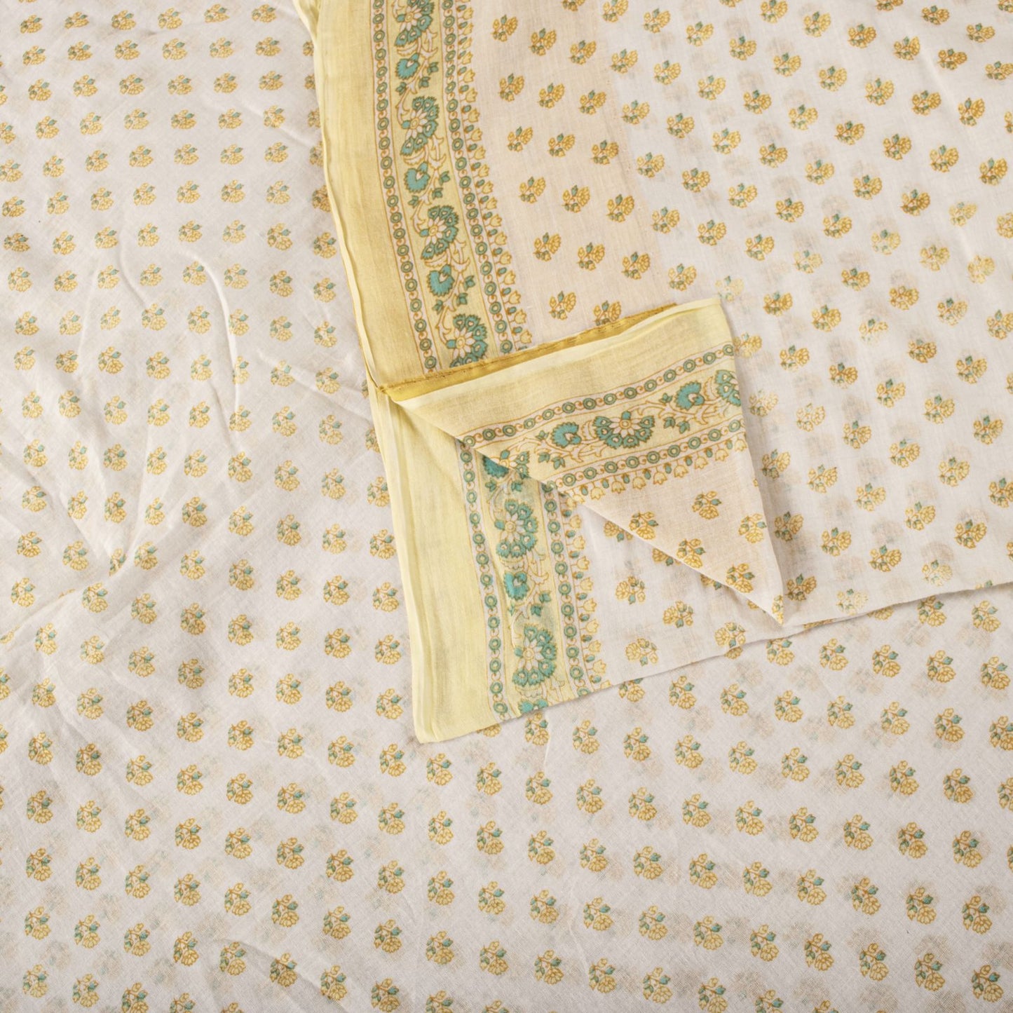 Sanskriti Vintage Cream Pure Cotton Saree Floral Block Print Sari 5+Yard Fabric