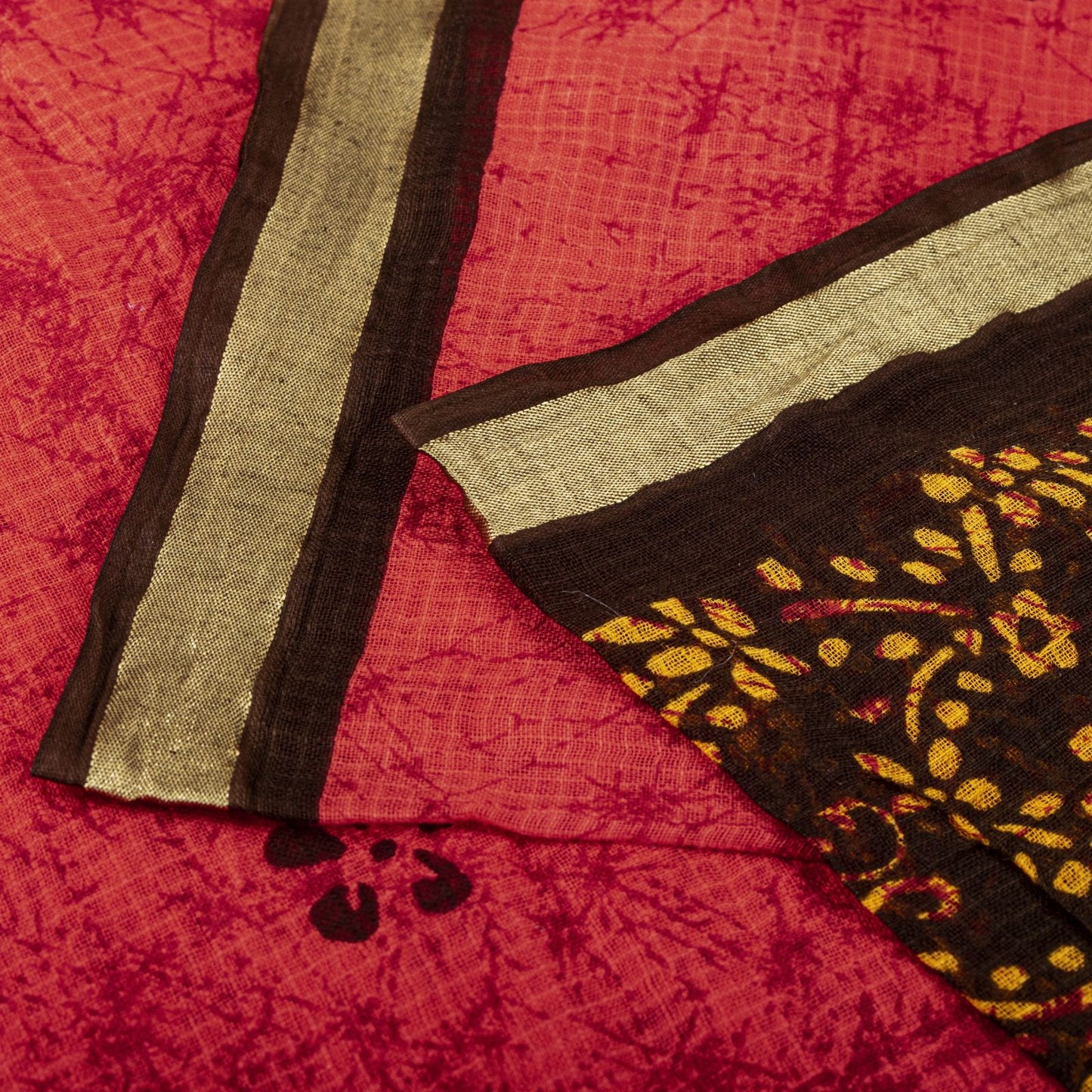 Sanskriti Vintage Saree Red Pure Cotton Batik Style Printed Sari Fabric 5+Yard