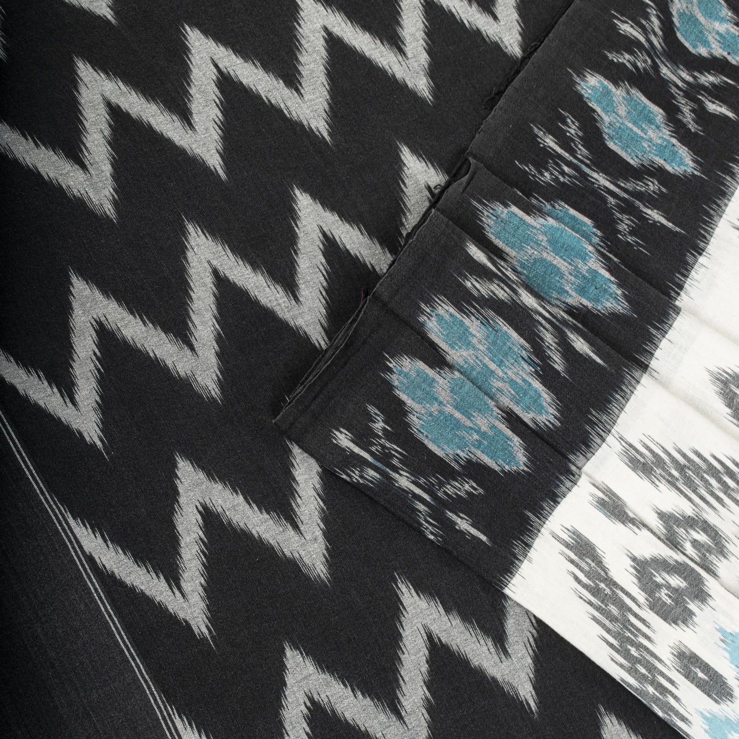 Sanskriti Vintage Saree Blue-Black Pure Cotton Ikat Hand Woven Pochampally Sari