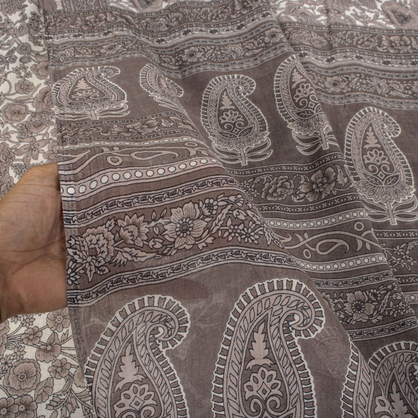 Sanskriti Vintage Saree White-Gray Pure Cotton Printed Sari Craft Fabric 5+Yard
