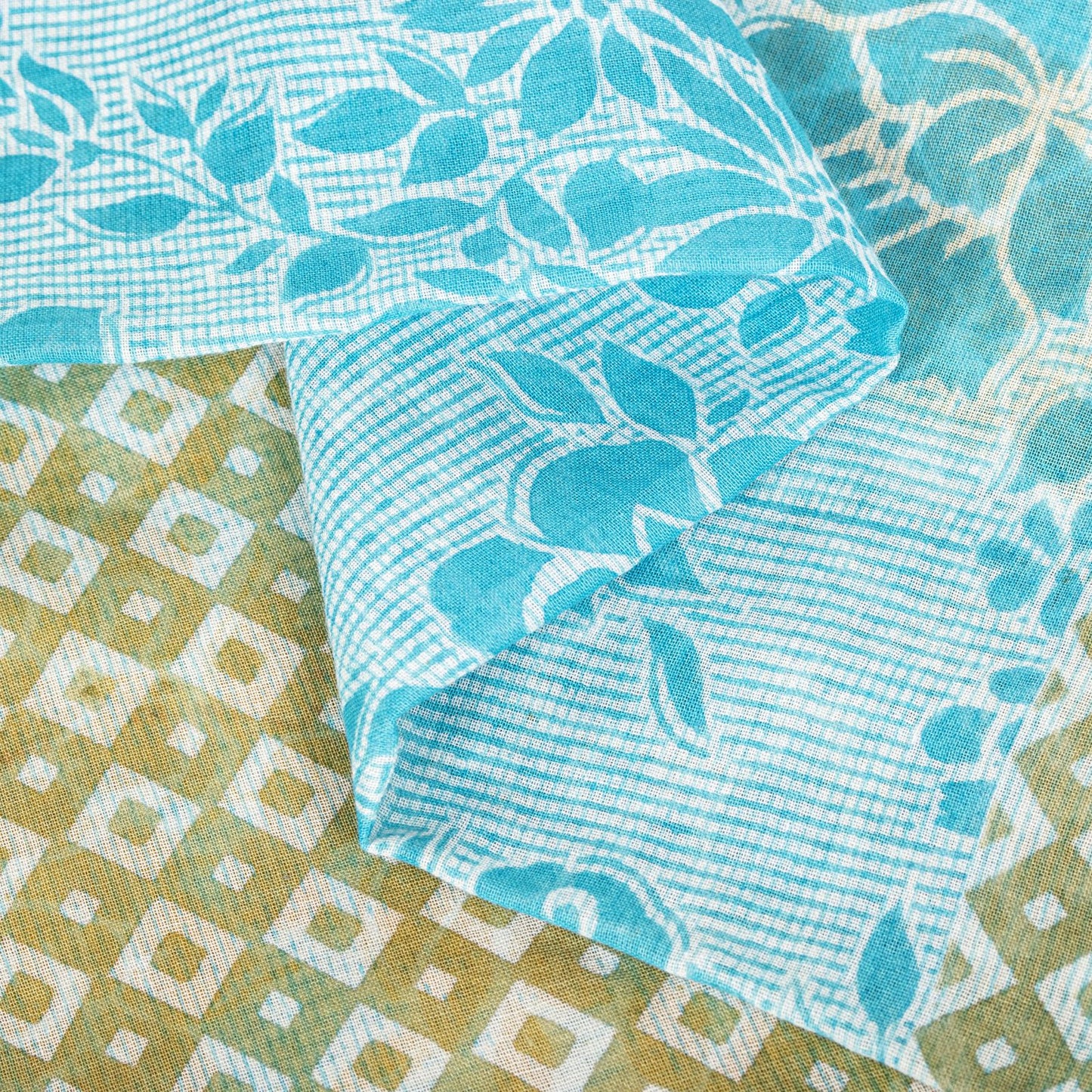 Sanskriti Vintage Saree Blue Pure Cotton Geometric Printed Sari Fabric 5+Yard