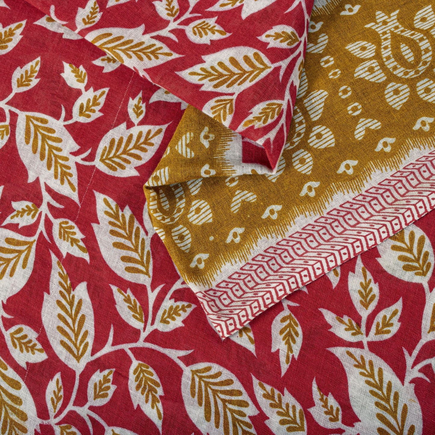 Sanskriti Vintage Saree Red Pure Cotton Floral Printed Sari Craft Fabric 5+Yard