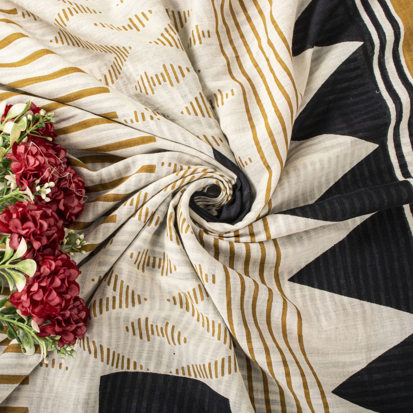 Sanskriti Vintage Saree Black-White 100% Pure Cotton Geometric Printed Craft Fabric 5+Yd Sari