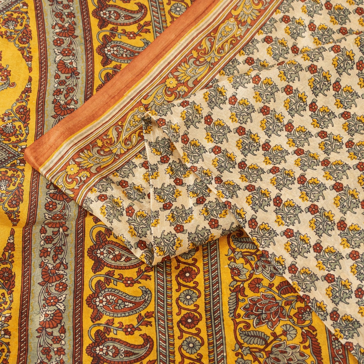Sanskriti Vintage Sarees Cream Pure Silk Floral Print 5+YD Sari Upcycling Fabric