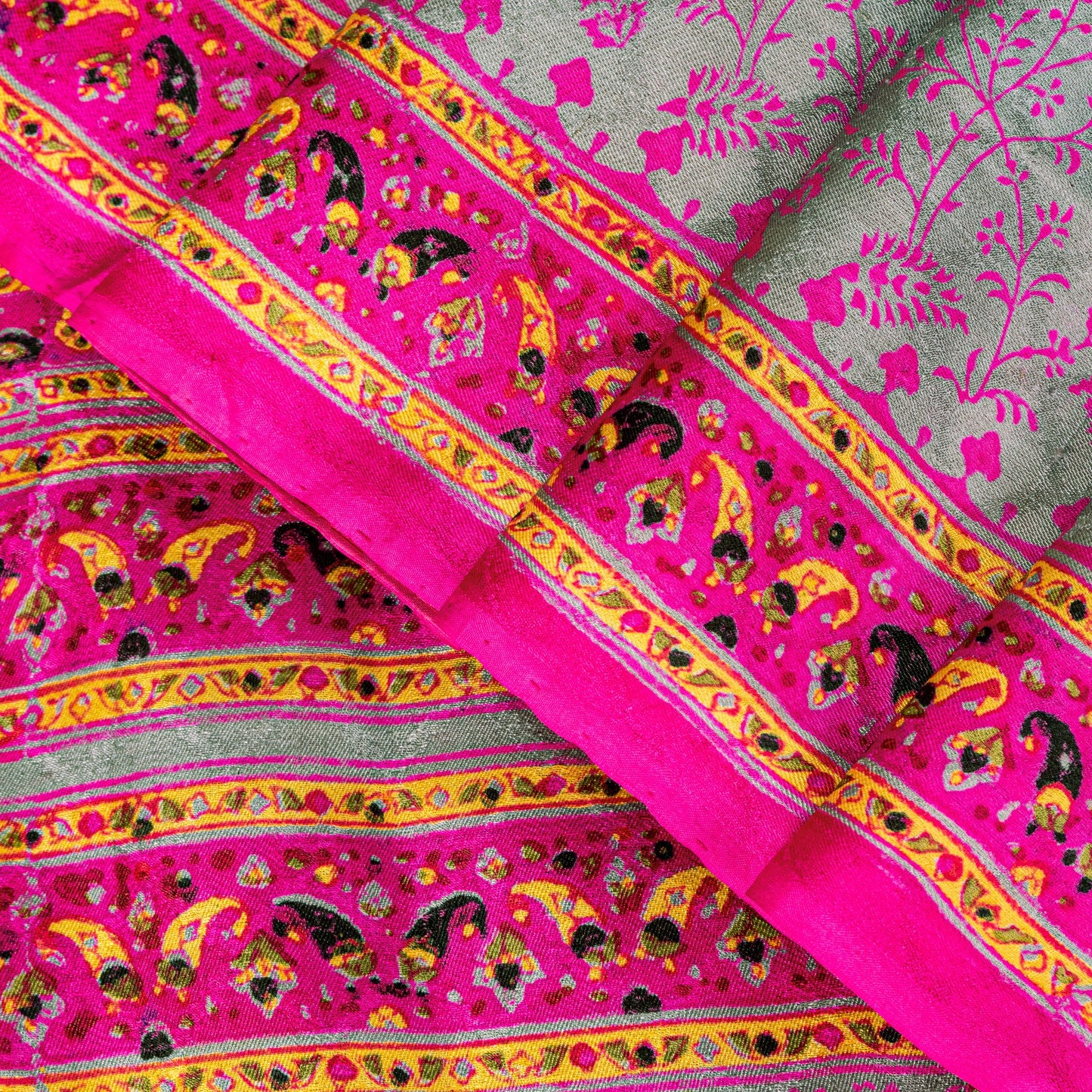 Sanskriti Vintage Sari Soft Pink Pure Silk Rotary Floral Print Saree 6+Yd Craft