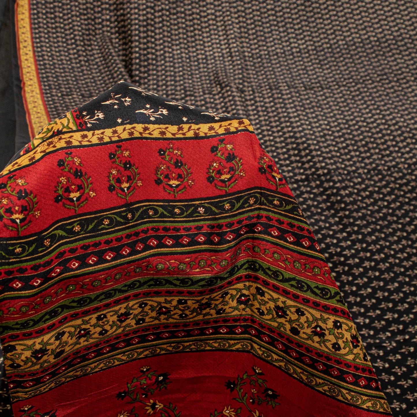 Sanskriti Vintage Soft Black Pure Silk Sari Floral Rotary Printed Saree 5.5Yd