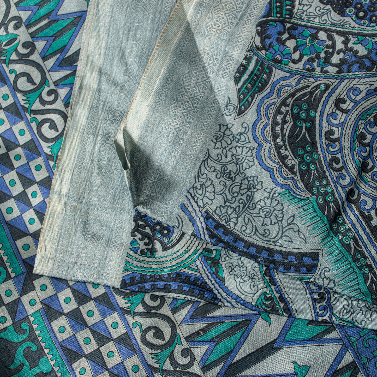 Sanskriti Vintage Sari Grey Pure Silk Paisley Print Woven Border Saree 5.5 Yard