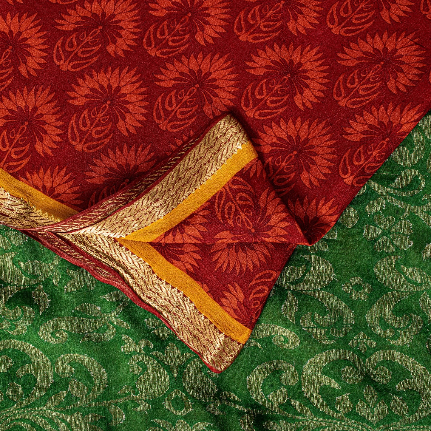 Sanskriti Vintage Red-Green Sari Soft Pure Silk Floral Print & Woven Saree 5.5Yd