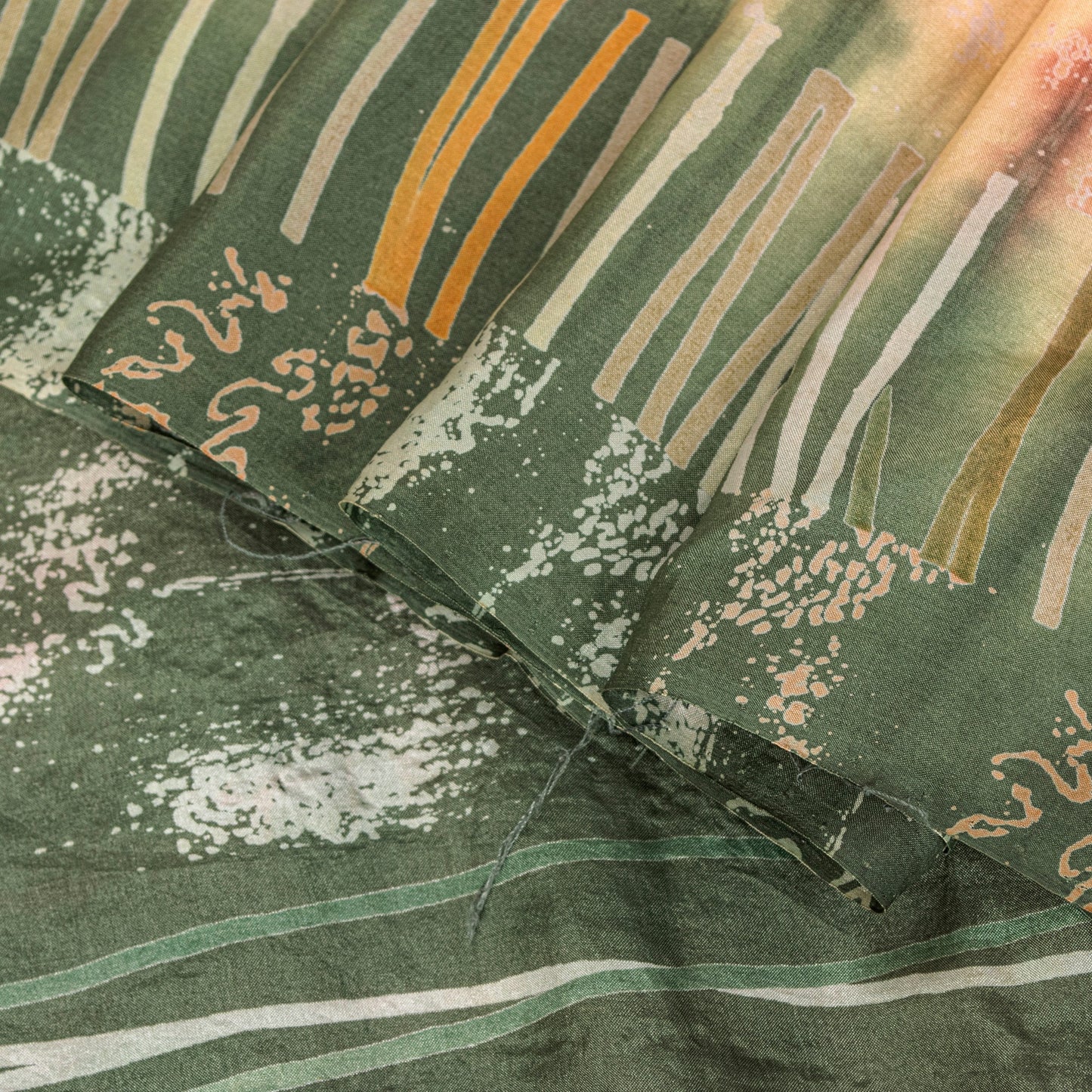 Sanskriti Vintage Sari Pink Soft Pure Silk Tie-Dye & Digital Print Saree 5.5Yard