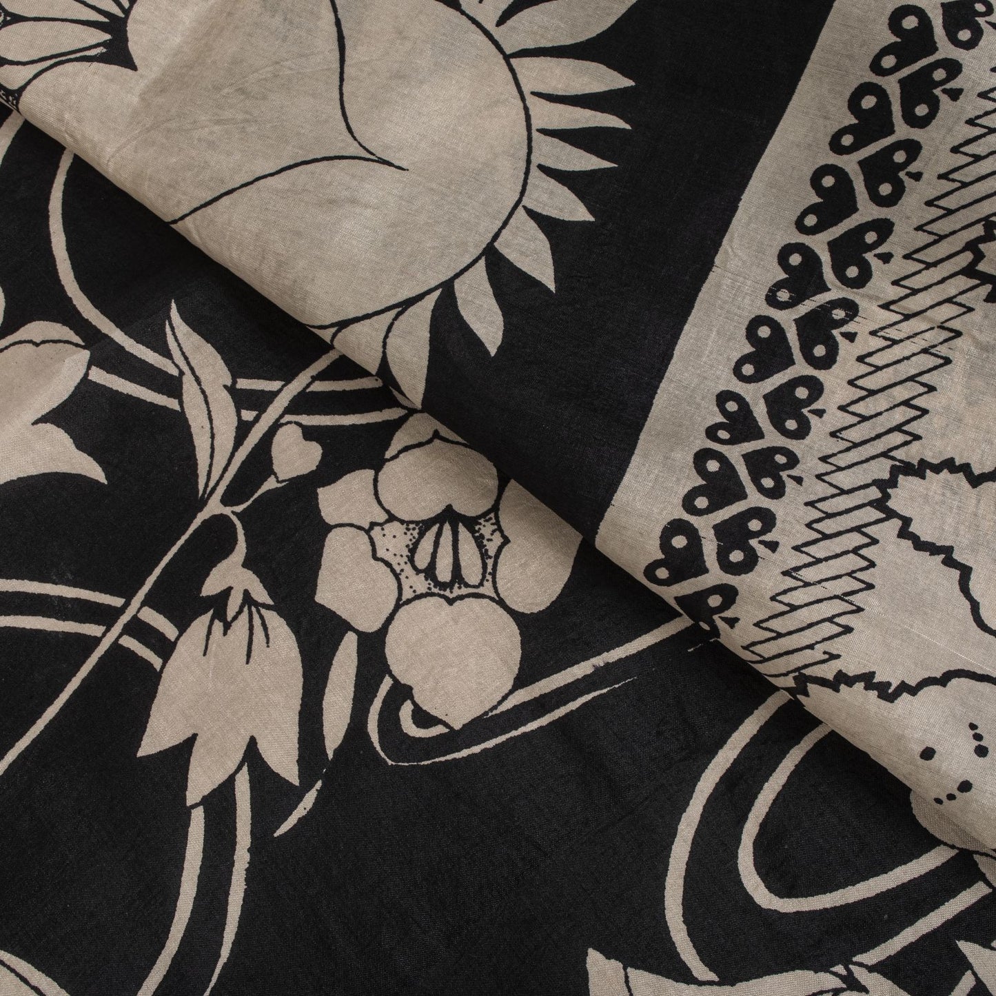 Sanskriti Vintage Black Pure Silk Saree Floral Print Sari 6.5 Yard Fabric Craft