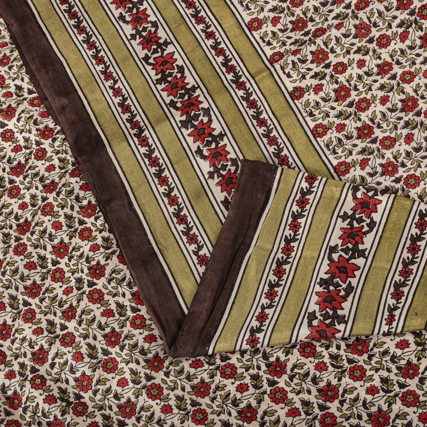 Sanskriti Vintage Saree White-Red Soft Pure Silk Floral Print Sari 5.5+Yd Fabric