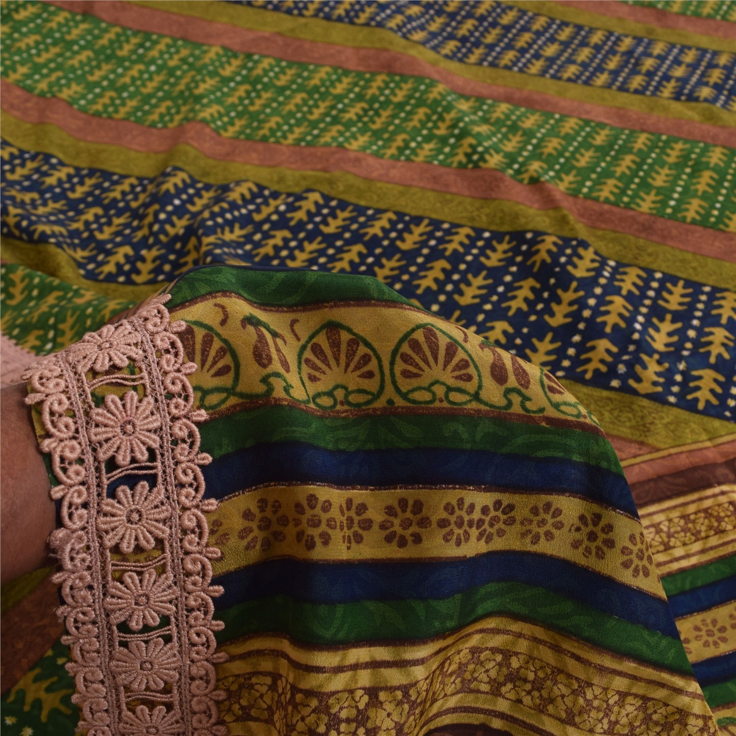 Sanskriti Vintage Indian Sari 100% Pure Crepe Silk Sarees Printed Craft Fabric