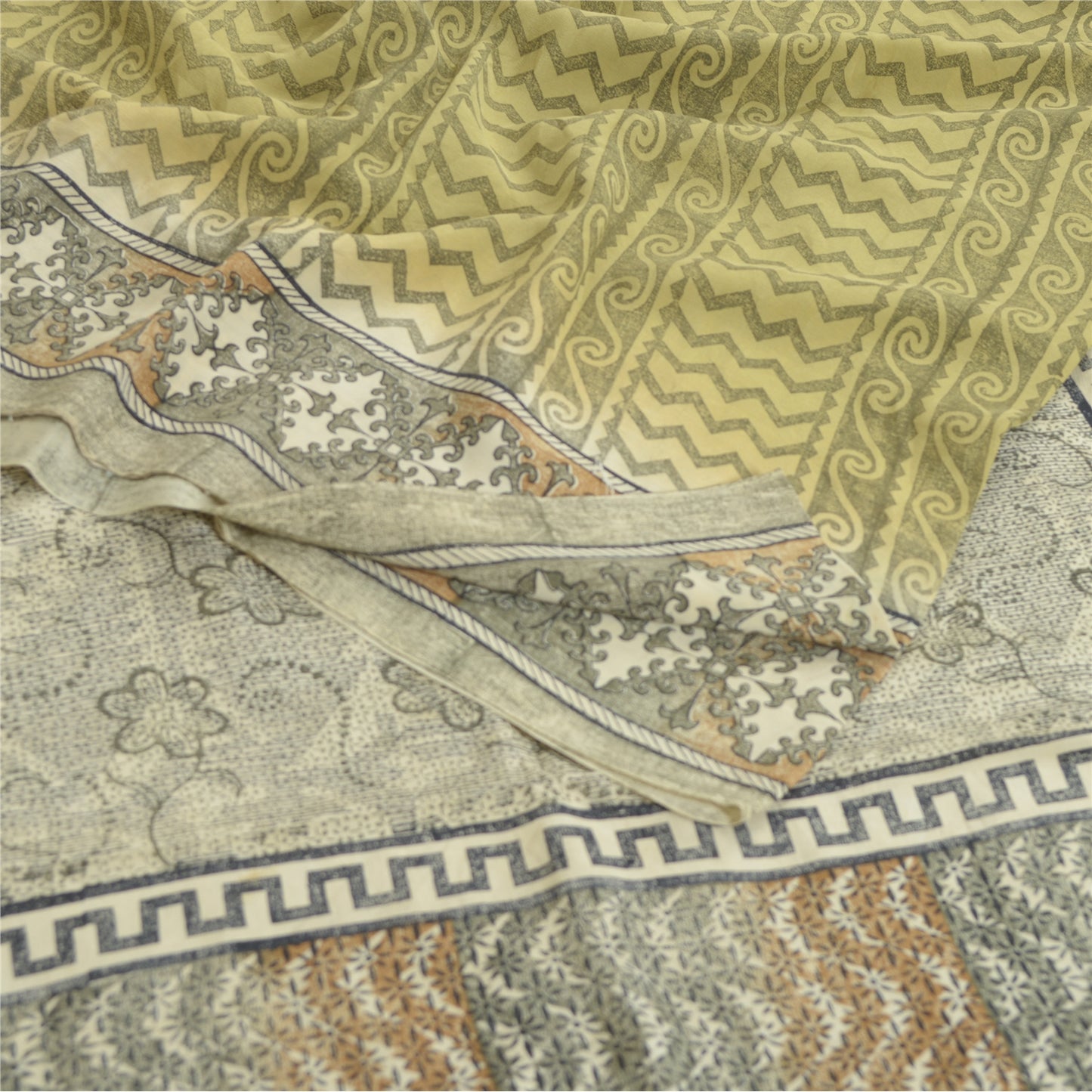 Sanskriti Vintage Saree Green Pure Crepe Silk Floral Printed Sari 5.5+Yd Fabric