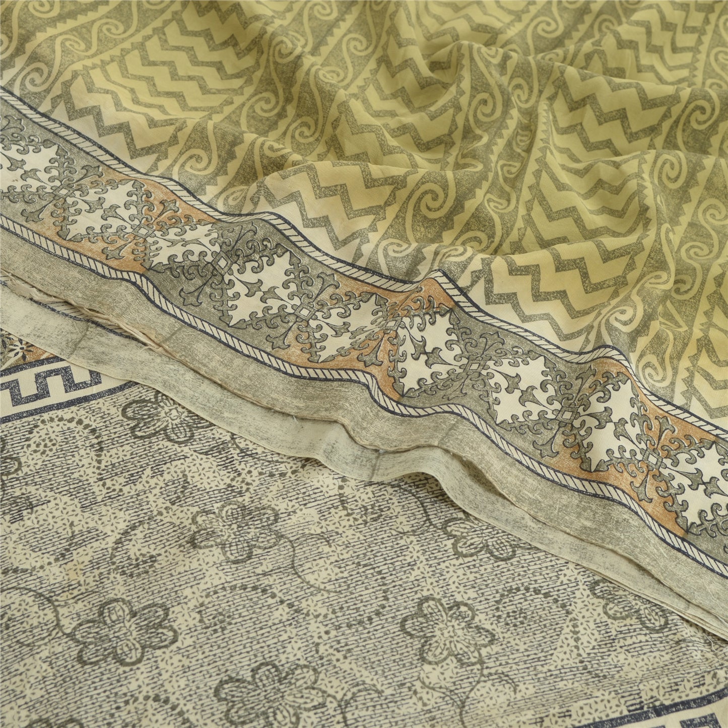 Sanskriti Vintage Saree Green Pure Crepe Silk Floral Printed Sari 5.5+Yd Fabric