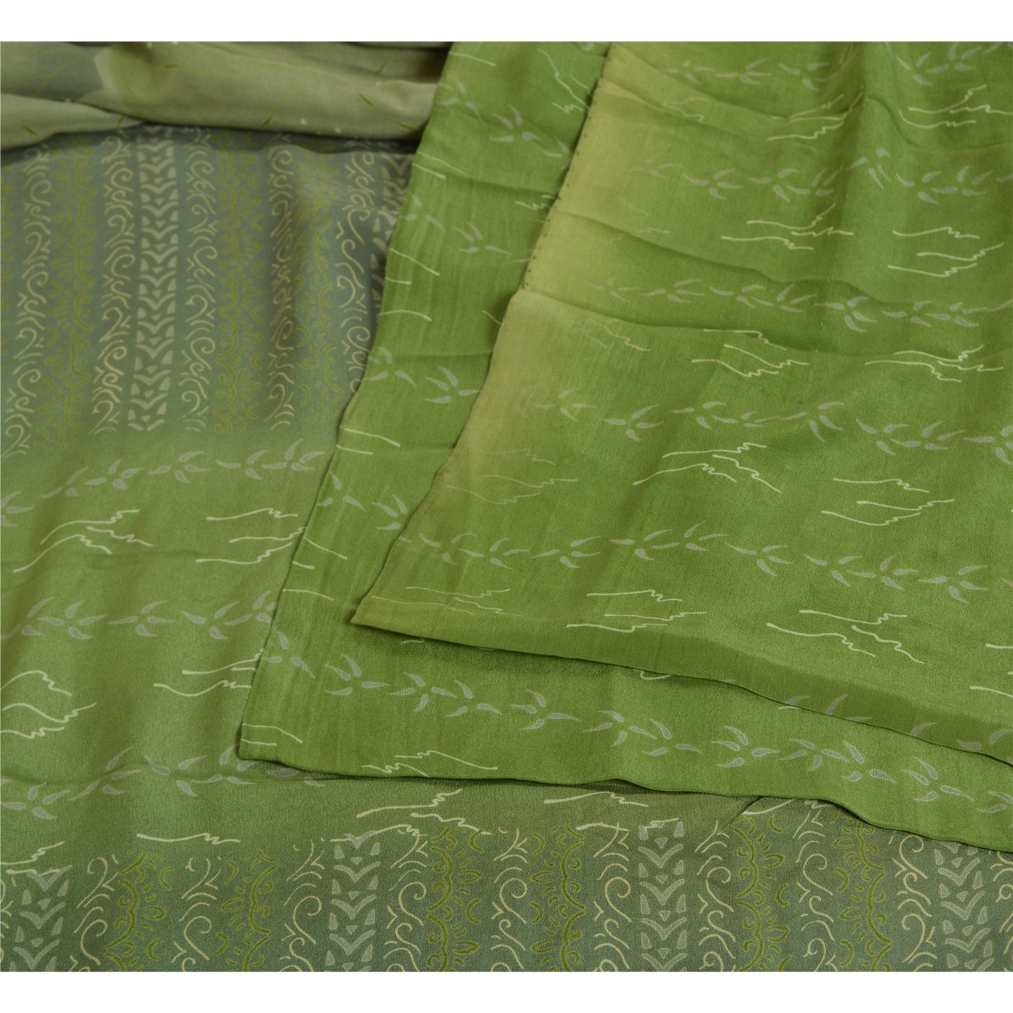 Sanskriti Vintage Sarees Green Indian Pure Crepe Silk Printed Sari Craft Fabric