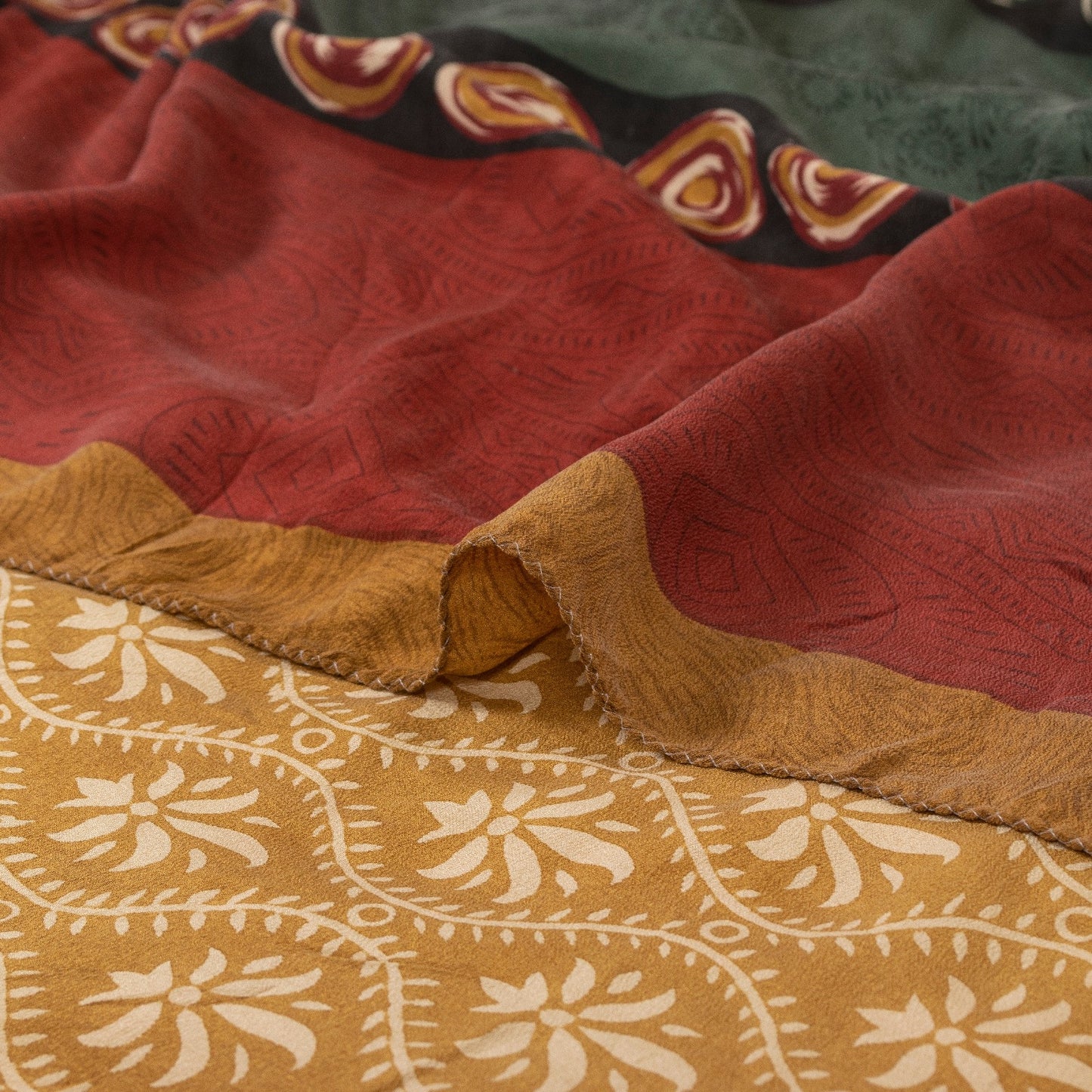 Sanskriti Vintage Saree Brown 100% Pure Crepe Silk Floral Print Sari 5+Yd Fabric