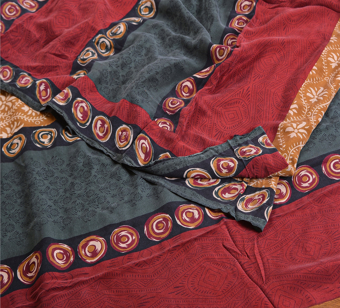 Sanskriti Vintage Saree Brown 100% Pure Crepe Silk Floral Print Sari 5+Yd Fabric