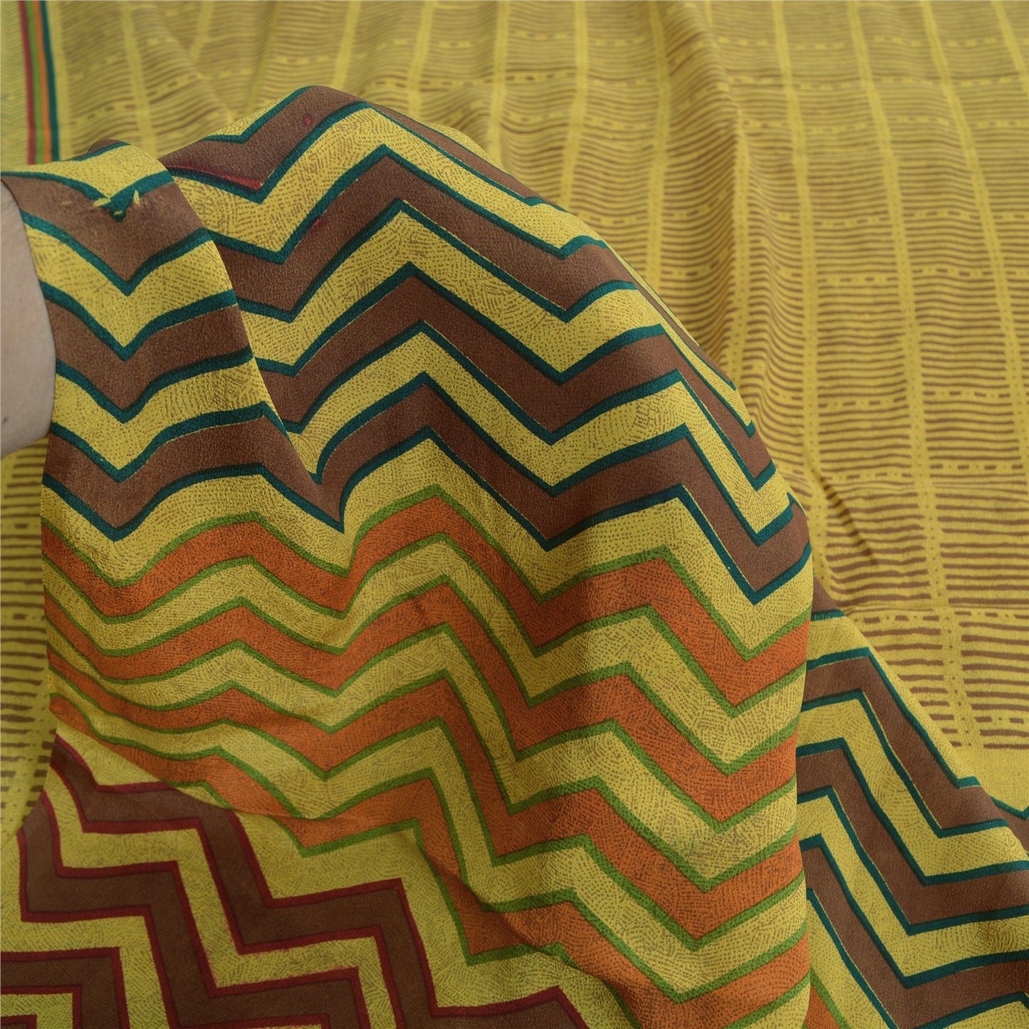 Sanskriti Vintage Sarees Heena-Green Pure Crepe Silk Print Sari 5yd Craft Sustainable Fabric