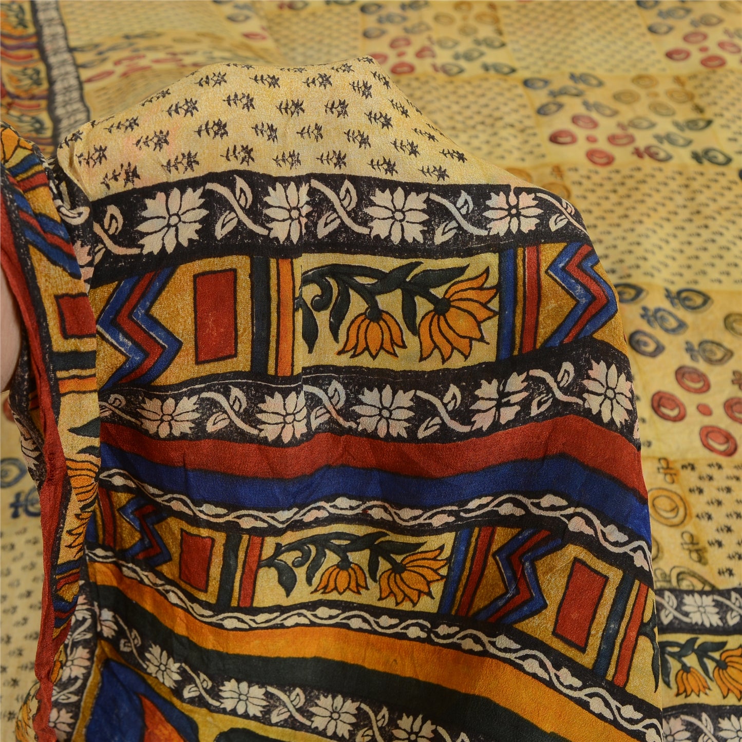 Sanskriti Vintage Sarees Pale Cream Pure Crepe Silk Print Sari 6yd Craft Sustainable Fabric