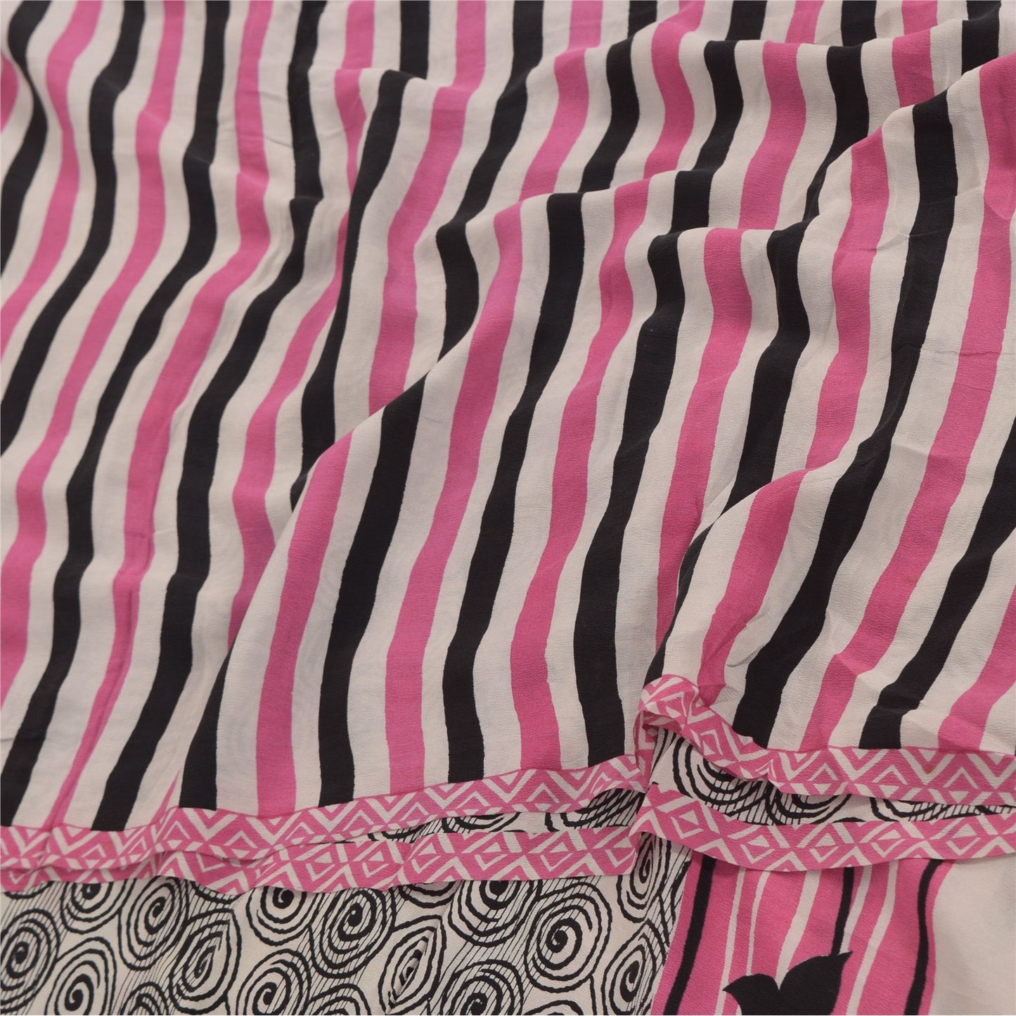 Sanskriti Vintage Sarees Black 100%Pure Crepe Silk Printed Sari 5yd Craft Sustainable Fabric