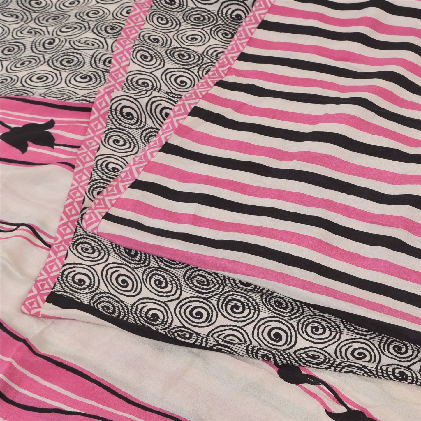 Sanskriti Vintage Sarees Black 100%Pure Crepe Silk Printed Sari 5yd Craft Sustainable Fabric