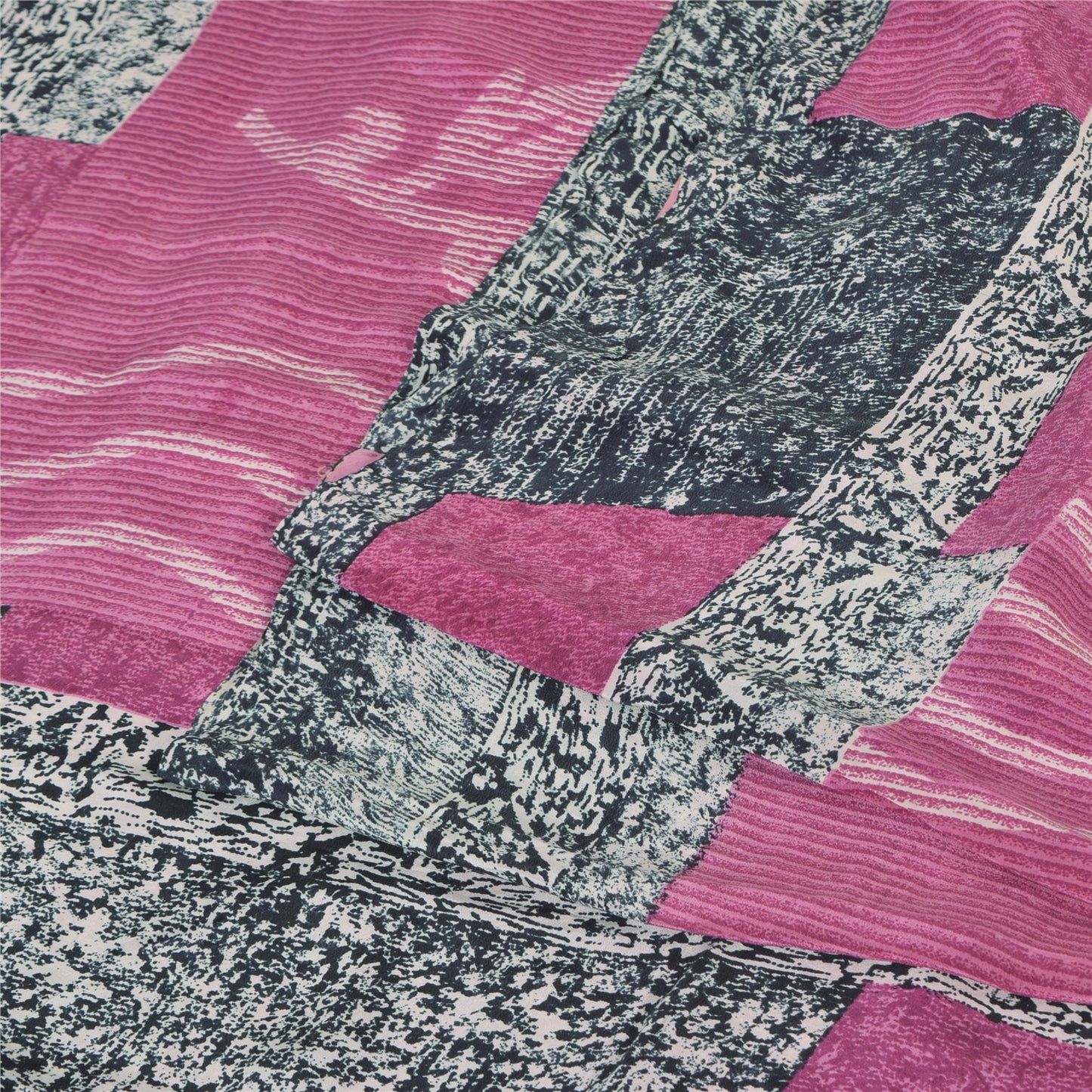 Sanskriti Vintage Sarier i lyserød 100% ren crepesilke med tryk, 5 yards, håndværksmæssigt bæredygtigt stof