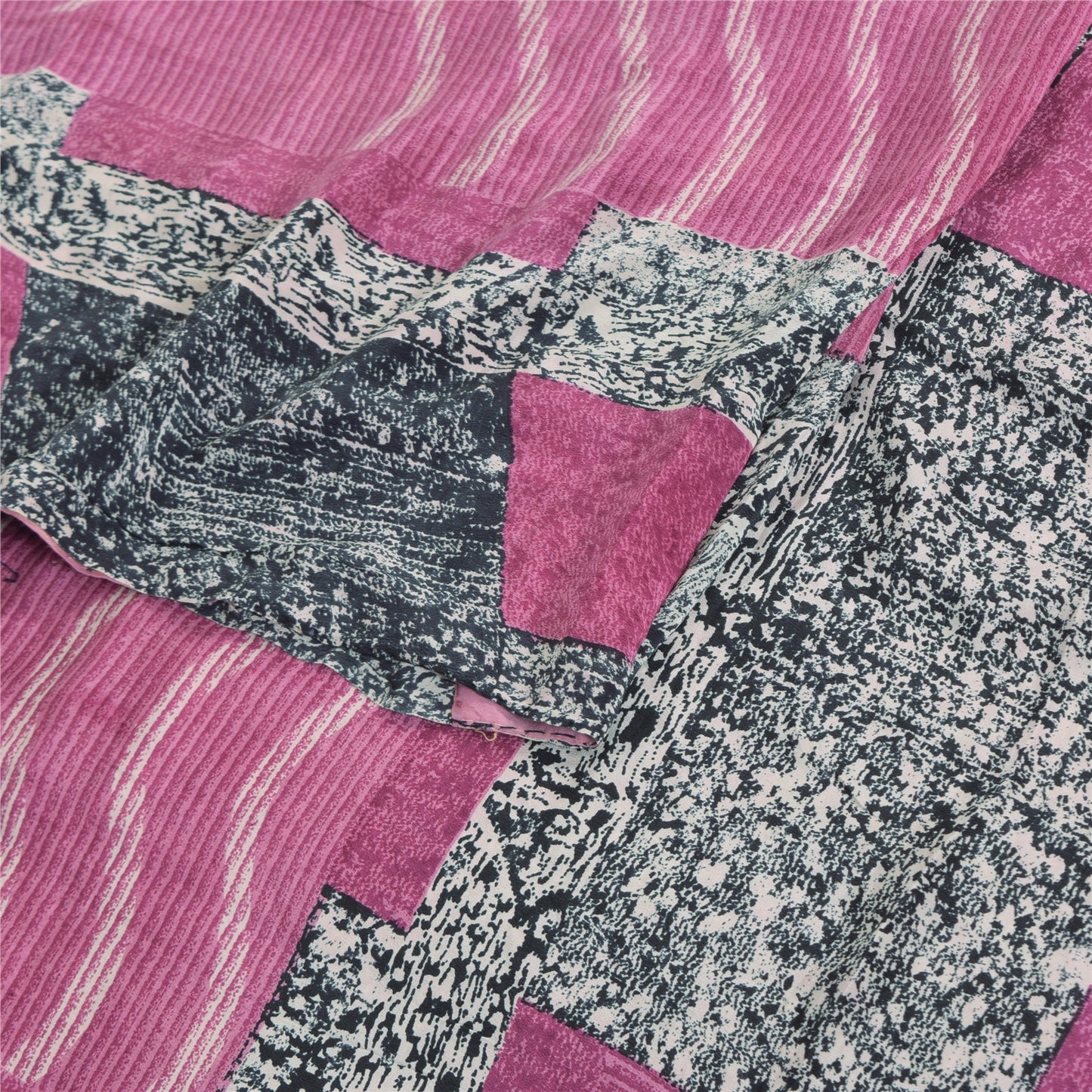 Sanskriti Vintage Sarier i lyserød 100% ren crepesilke med tryk, 5 yards, håndværksmæssigt bæredygtigt stof