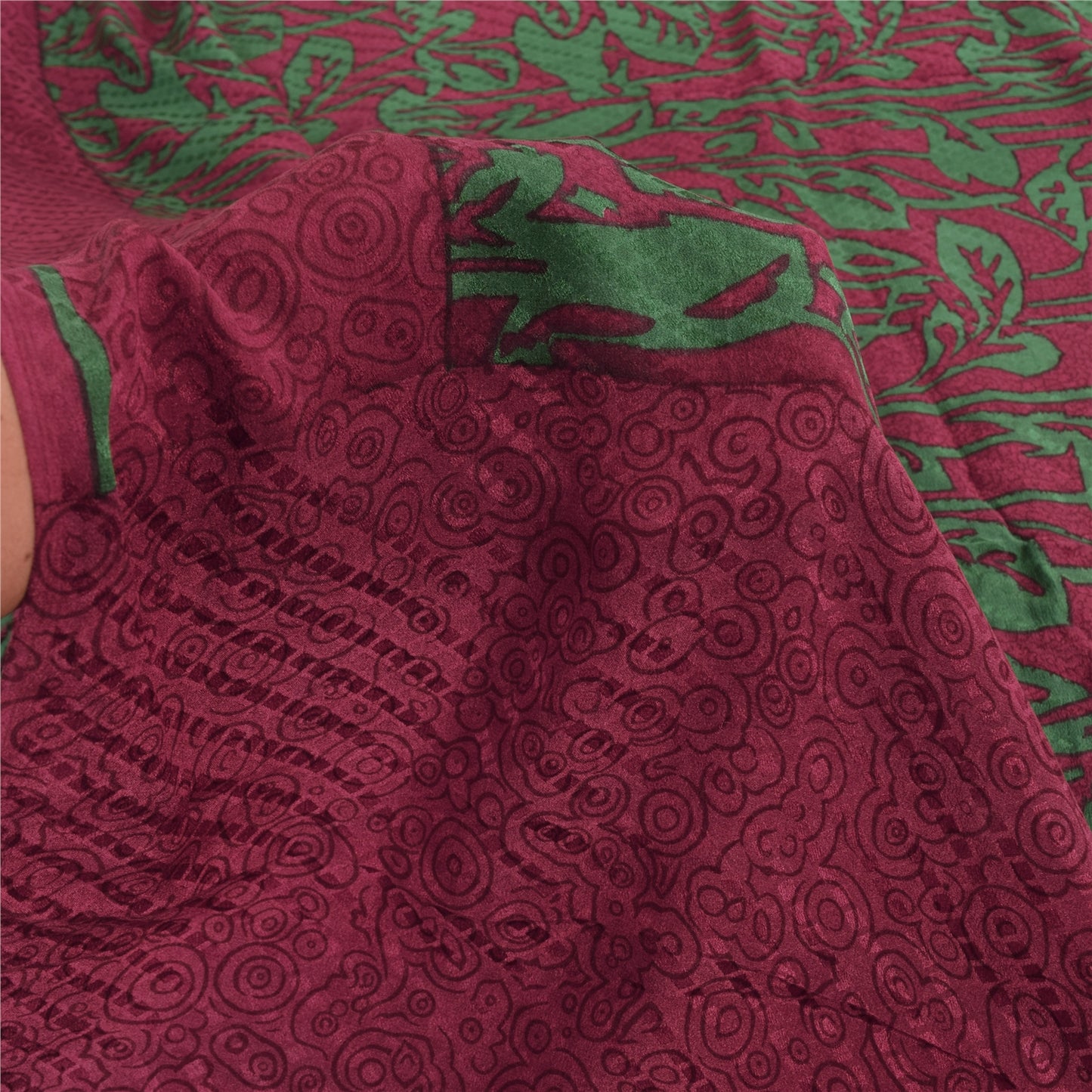 Sanskriti Vintage Sarees Red/Green Pure Crepe Silk Print Sari 5+yd Craft Sustainable Fabric
