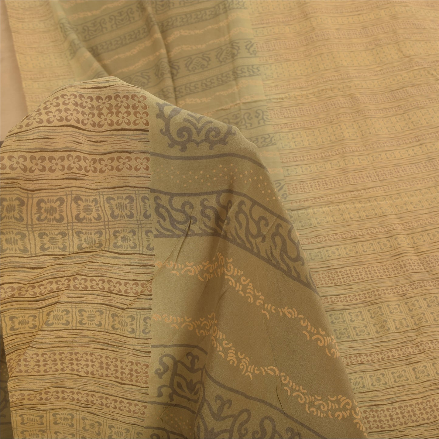 Sanskriti Vintage Sarees Peach/Cream Pure Crepe Printed Sari 5+yd Craft Sustainable Fabric