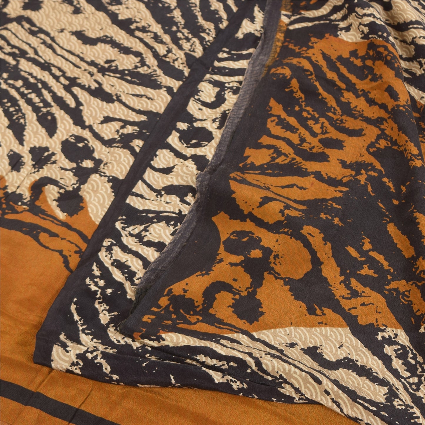 Sanskriti Vintage Black Pure Crepe Sarees Abstract Print 5.5+YD Craft FabricSari