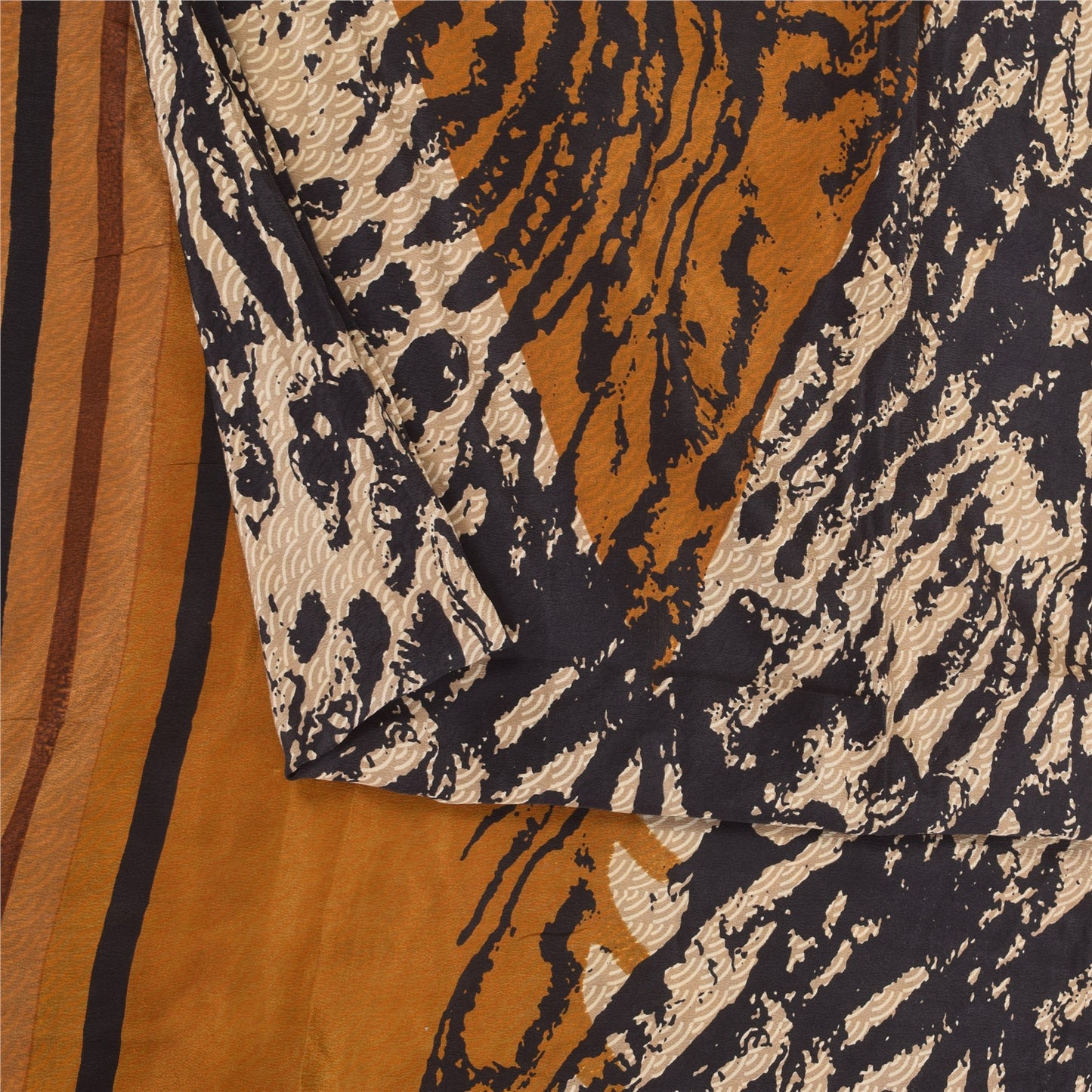 Sanskriti Vintage Black Pure Crepe Sarees Abstract Print 5.5+YD Craft FabricSari