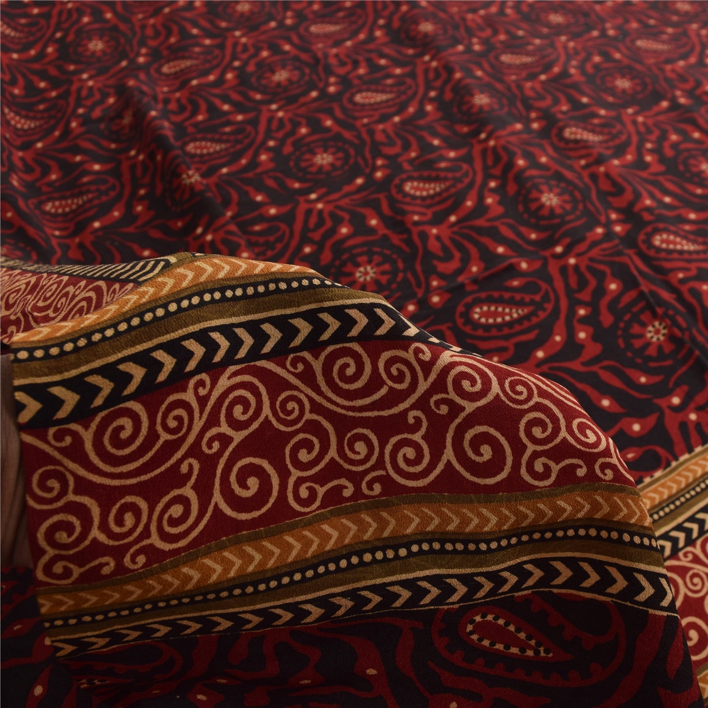 Sanskriti Vintage Sarier Sort &amp; Orange Ren Crepe Print Sari 5+ yards Håndværksstof