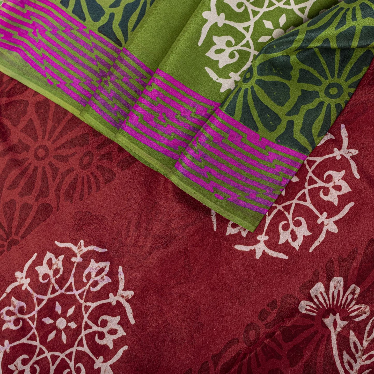 Sanskriti Vintage Saree Dark Red Pure Crepe Floral Printed Sari 5.5+Yard Fabric