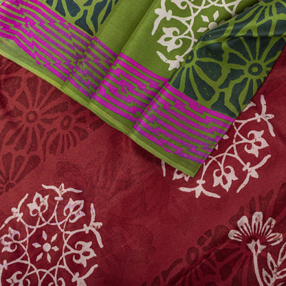 Sanskriti Vintage Saree Dark Red Pure Crepe Floral Printed Sari 5.5+Yard Fabric