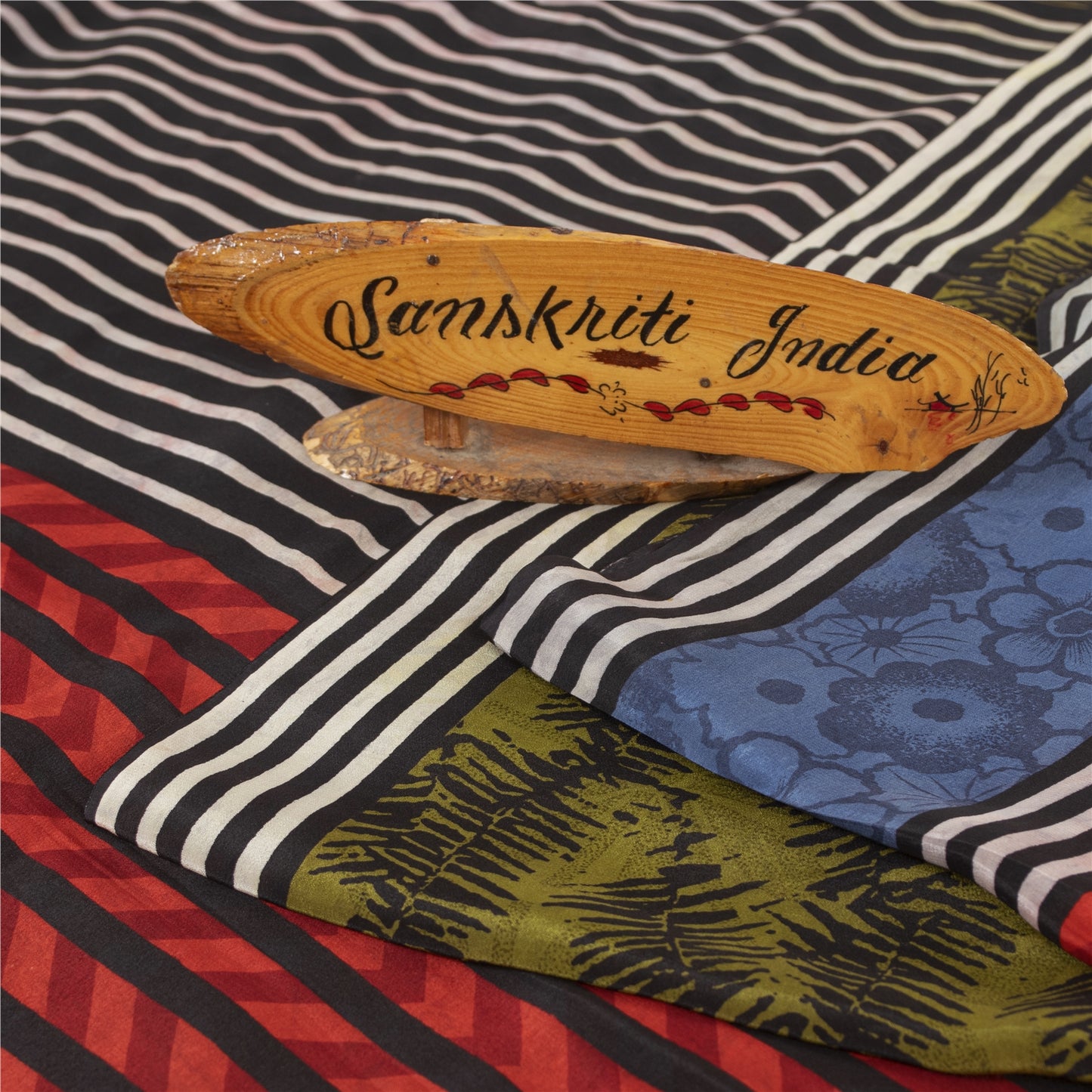 Sanskriti Vintage Sarees Green Pure Crepe Silk Printed Sari 6+yd Craft Fabric