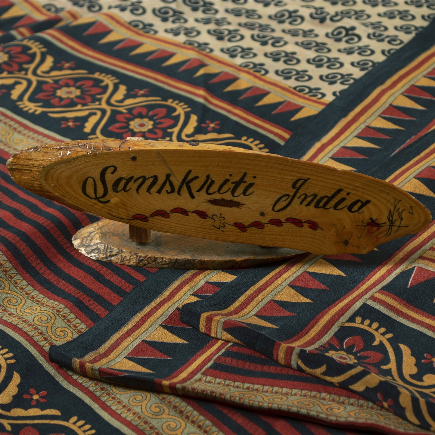 Sanskriti Vintage Sarees Ivory Pure Crepe Silk Printed Sari 6yd Craft Fabric