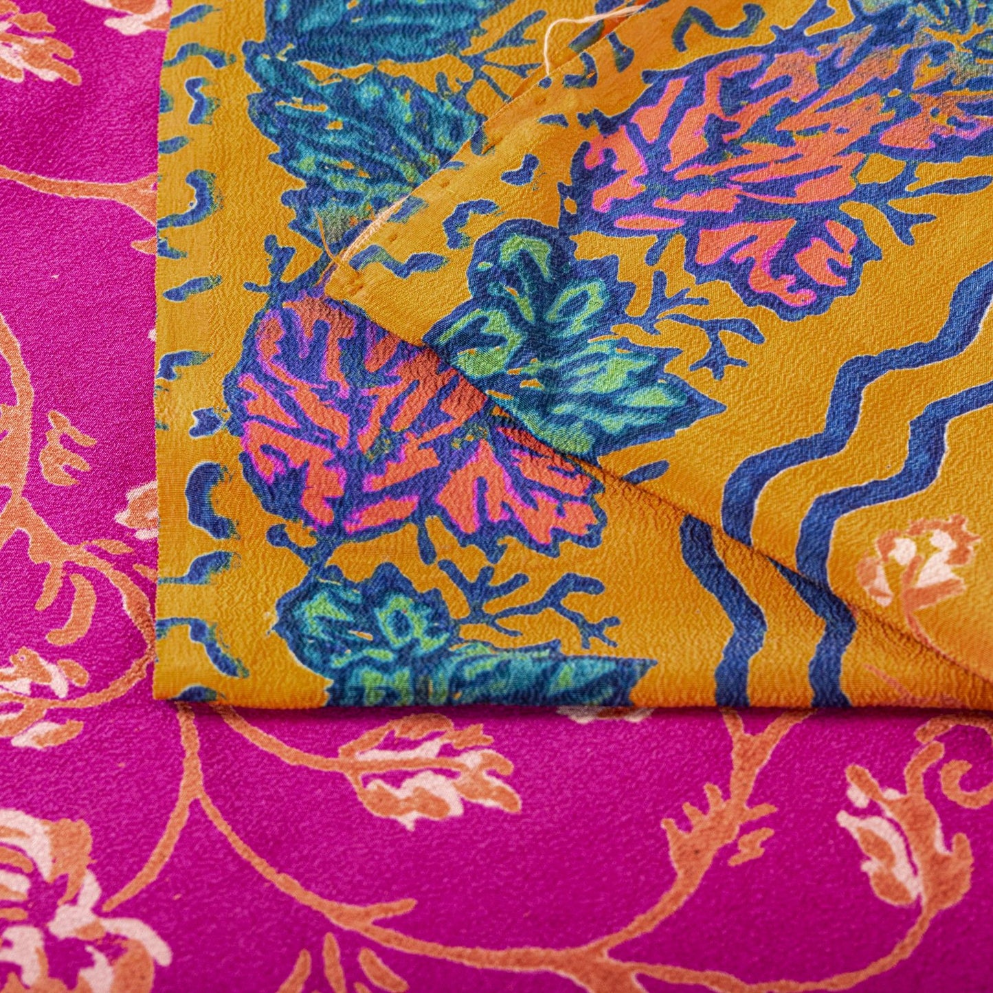 Sanskriti Vintage Saree Pink Pure Crepe Floral Print Indian Sari 5.5+Yard Fabric