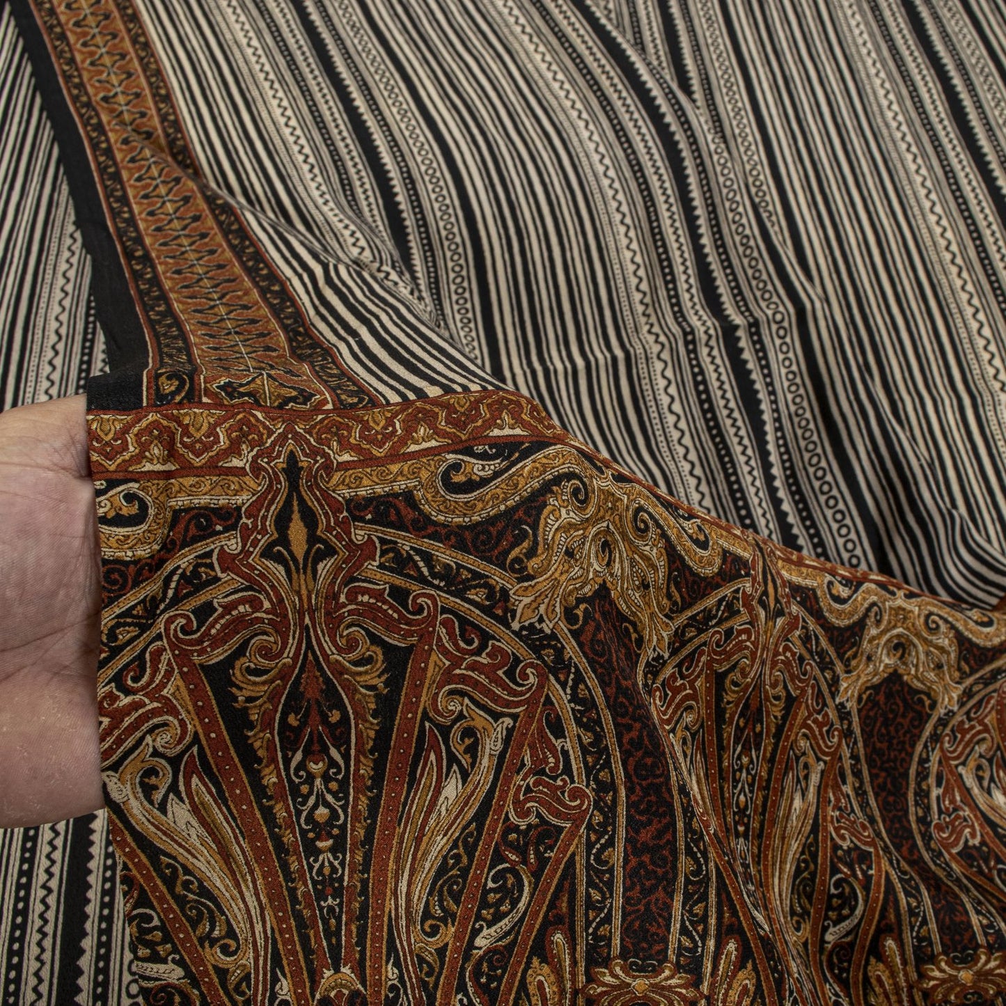 Sanskriti Vintage Saree Black Pure Crepe Abstract Printed Sari 5.5+Yard Fabric
