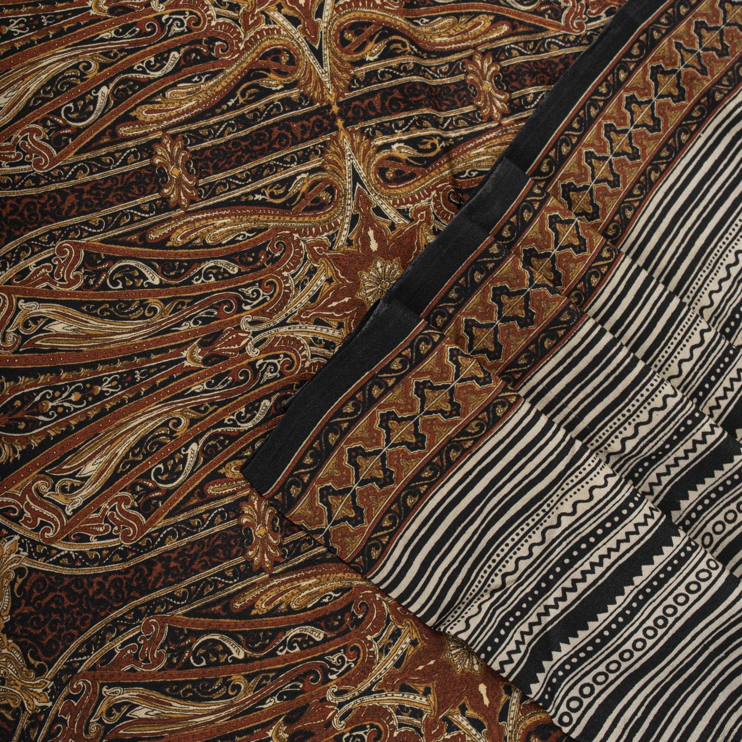 Sanskriti Vintage Saree Black Pure Crepe Abstract Printed Sari 5.5+Yard Fabric