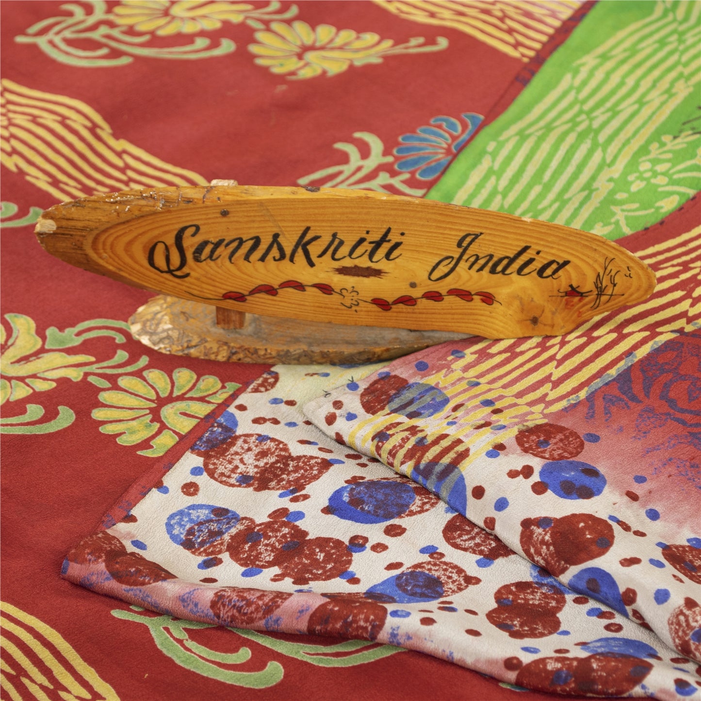 Sanskriti Vintage Sarees Red Pure Crepe Silk Floral Print Sari 5+yd Craft Fabric