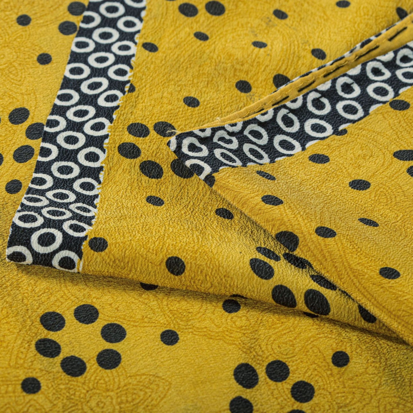 Sanskriti Vintage Saree Yellow Pure Crepe Geometric Printed Sari 5+Yard Fabric
