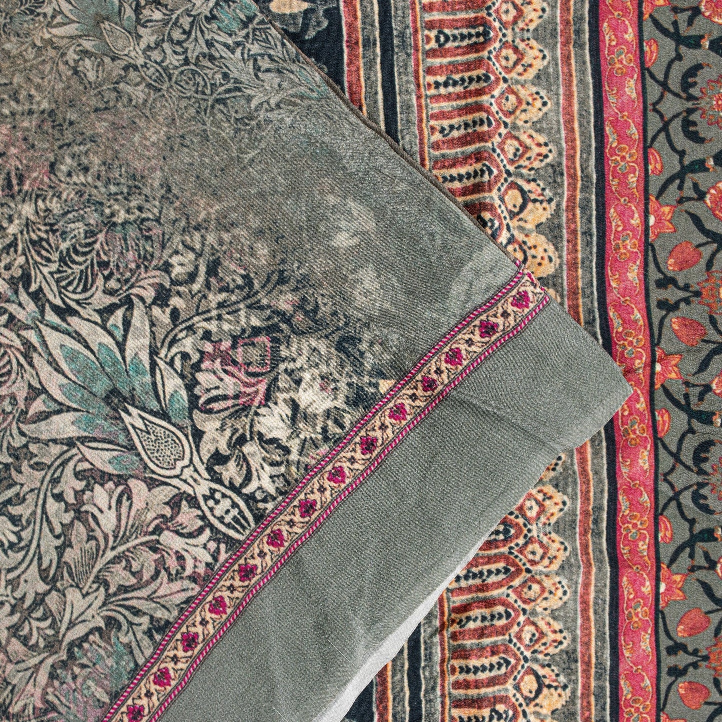Sanskriti Vintage Gray Pure Crepe Sarees Floral Digital Print Sari 5.5 YD Fabric