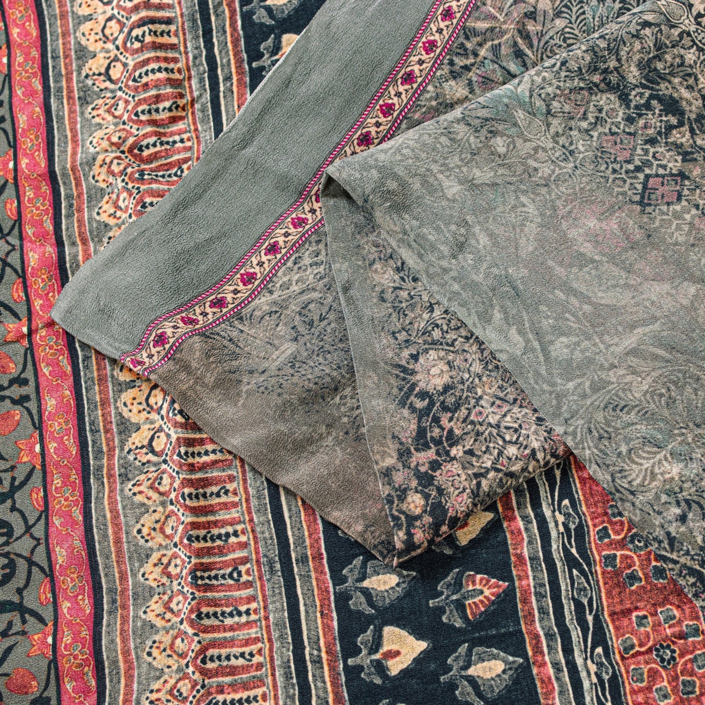 Sanskriti Vintage Gray Pure Crepe Sarees Floral Digital Print Sari 5.5 YD Fabric