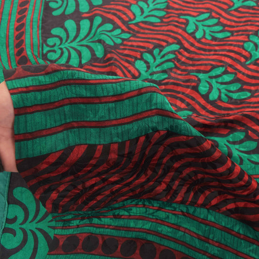 Sanskriti Vintage Soft Red-Green Pure Crepe Sari Floral Print Woven Saree 5.5Yd